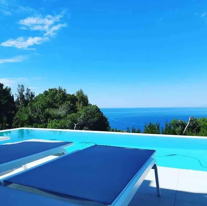 Villa Carpe Diem Casa: Infinity Pool Stunning Views La Herradura  Spain