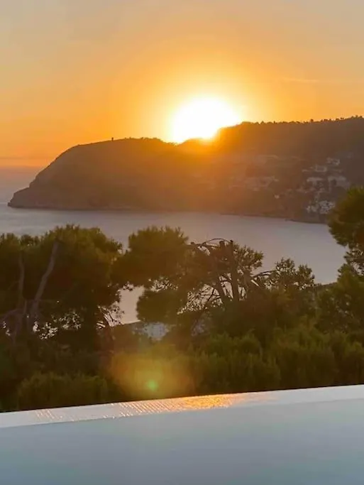 Villa Carpe Diem Casa: Infinity Pool Stunning Views La Herradura