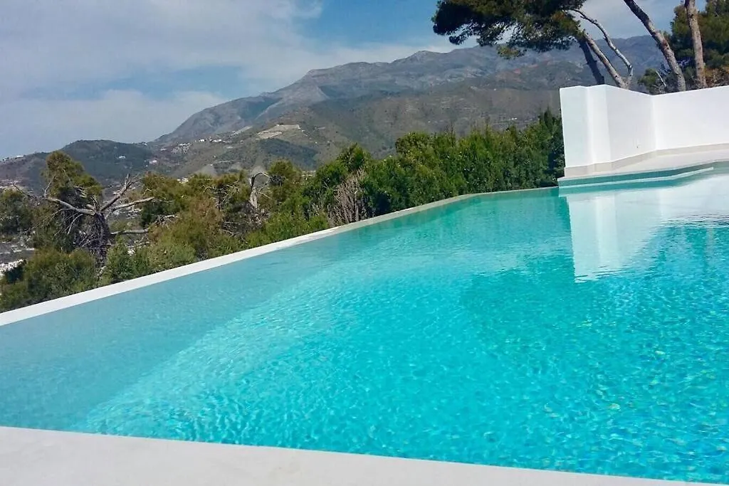 Villa Carpe Diem Casa: Infinity Pool Stunning Views La Herradura